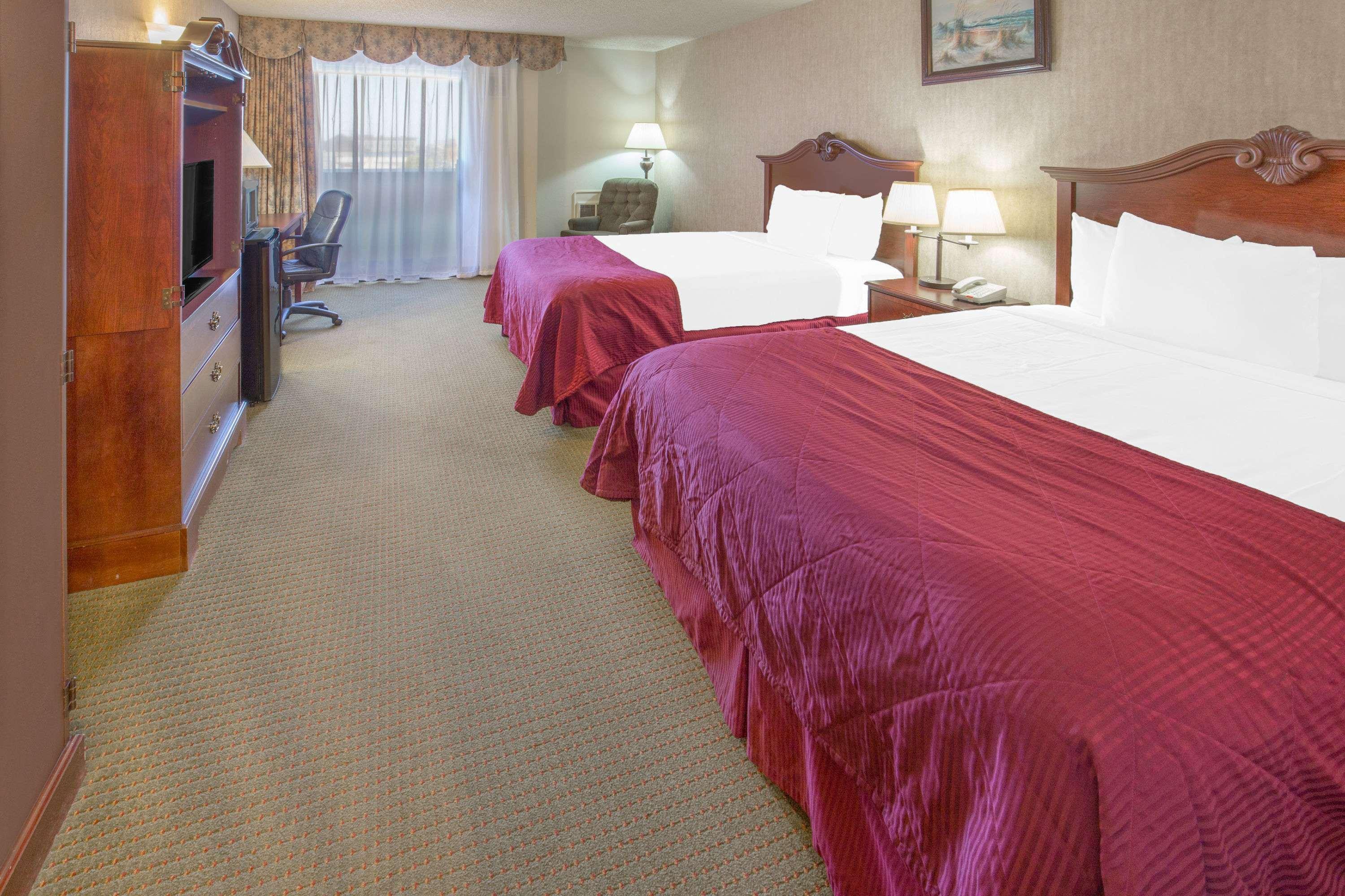 Days Inn By Wyndham Eureka Ca Bagian luar foto